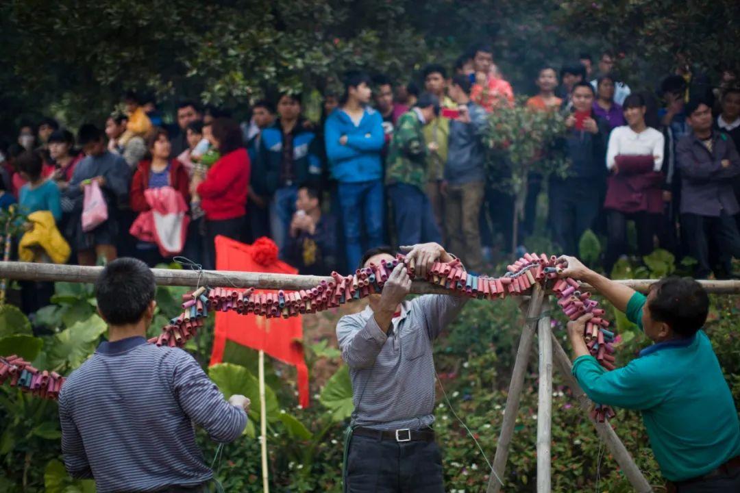 小分享
:万人齐上街！佛山两大民俗盛事又回来了！